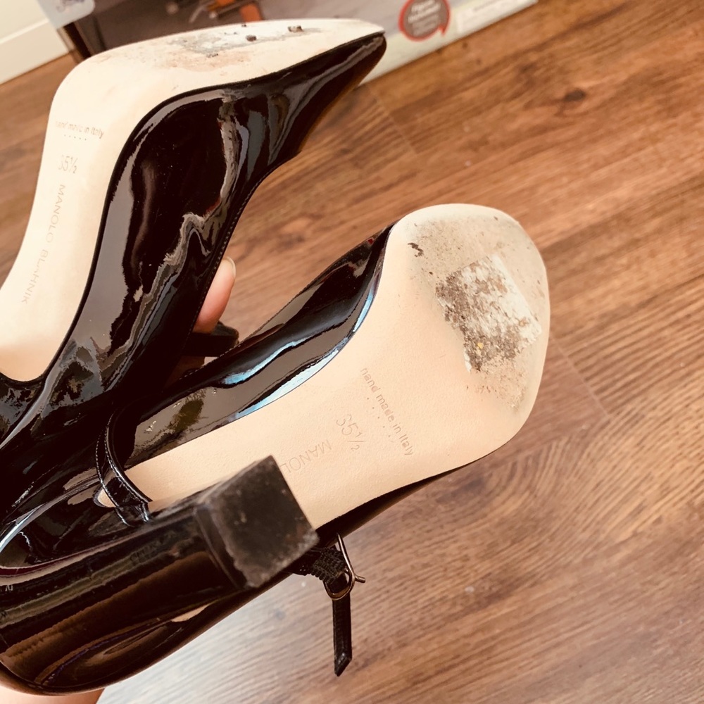 Manolo Blahnik leather pumps size 5.5 - Picture 9 of 9